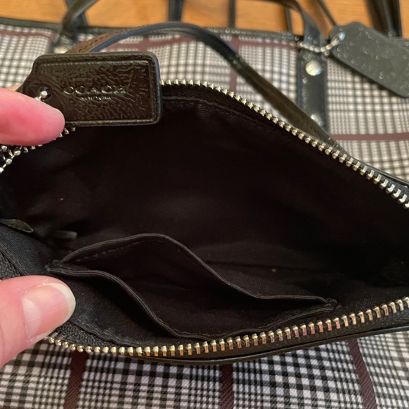 Coach Tartan/Plaid Handbag PLUS  Zip Wristlet - Picture 4 of 14